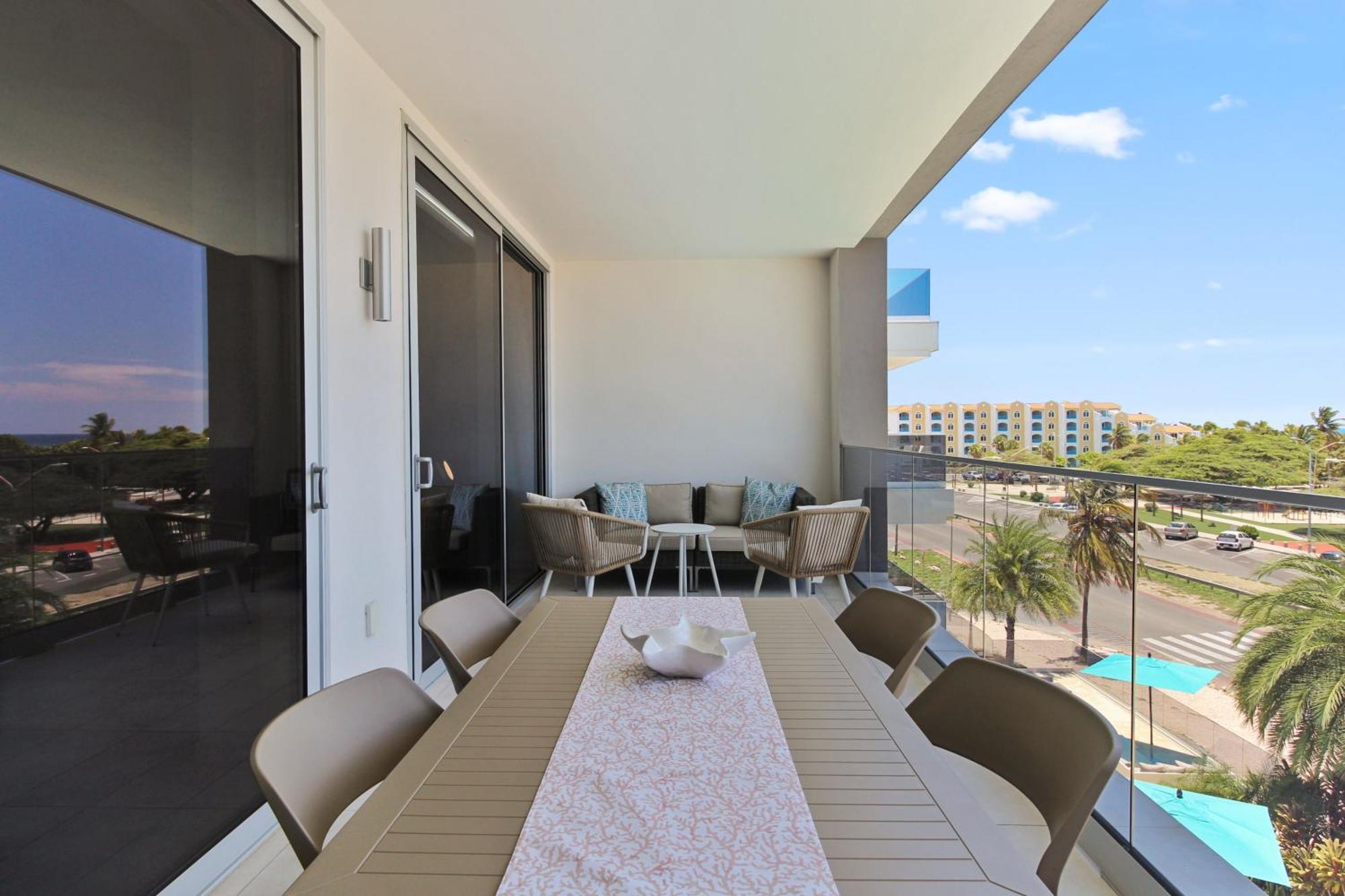 O Condominium Beachfront Residences, By Bocobay Aruba Palm Beach Exterior foto